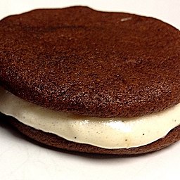 whoopie pies courtesy of wikimedia commons