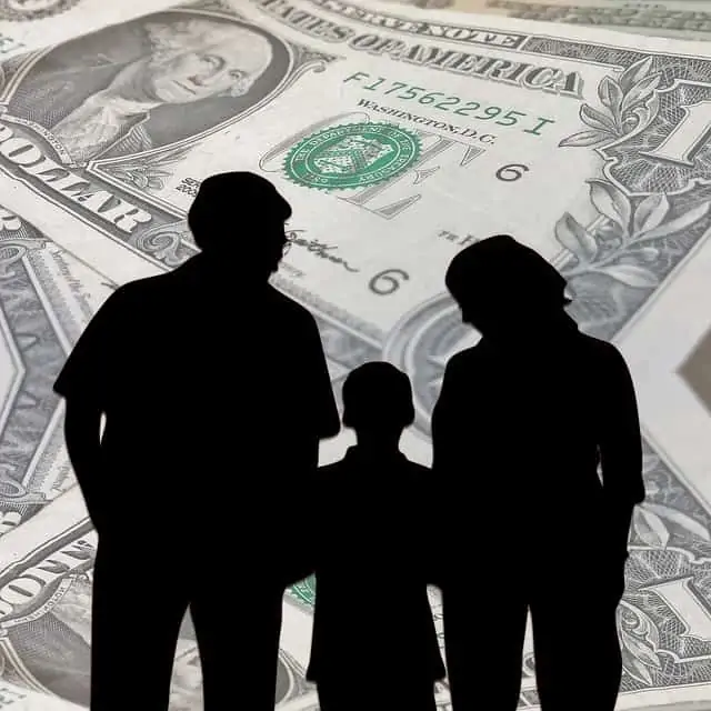 Dollar-bills-family
