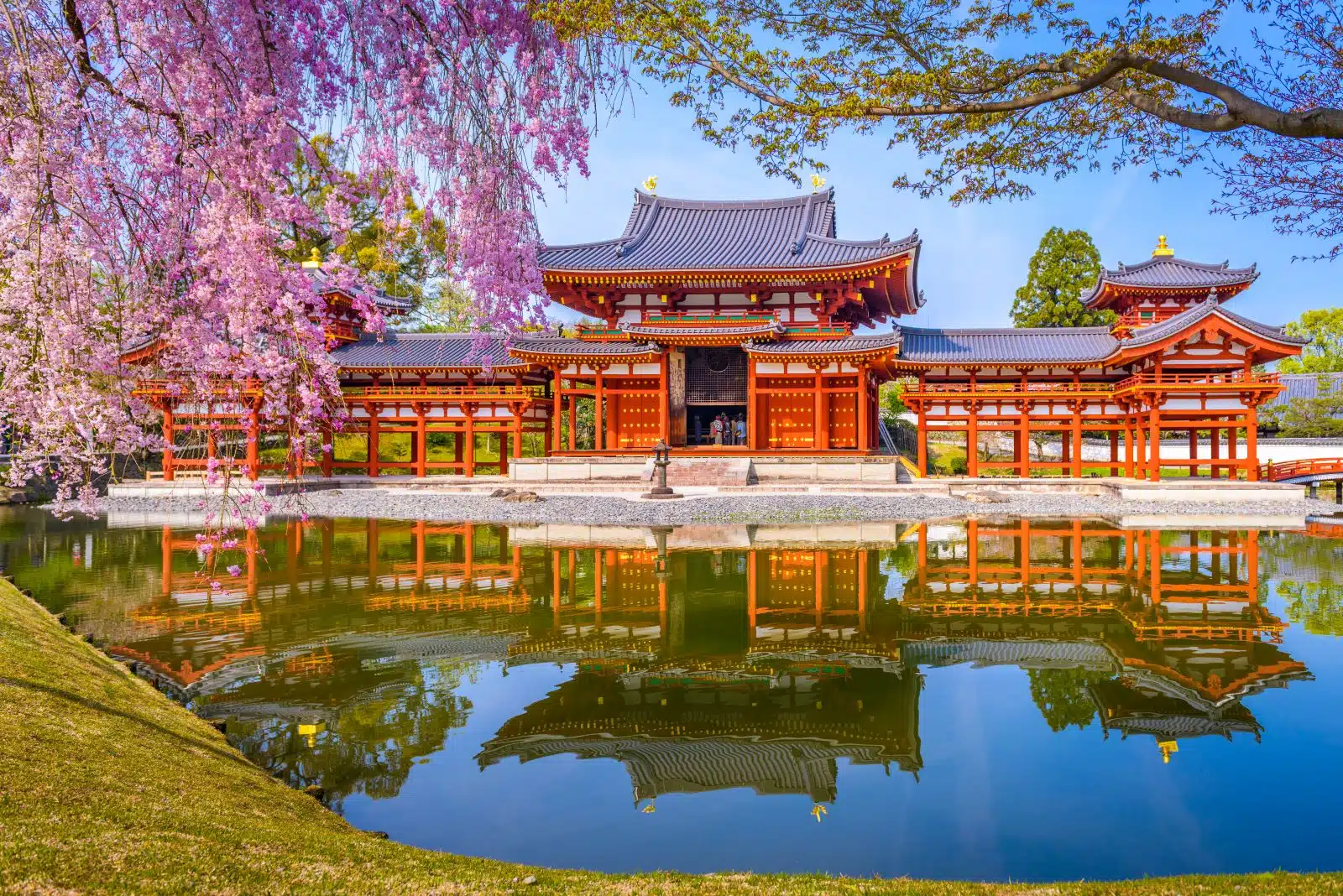 Japanese Temple Depositphotos 162921758 XL