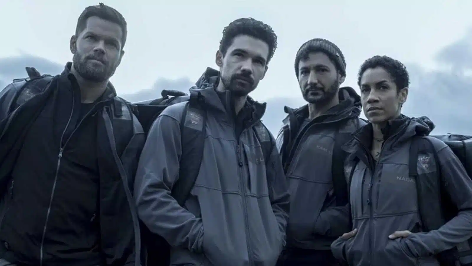 Cas Anvar, Wes Chatham, Steven Strait, and Dominique Tipper in The Expanse (2015)